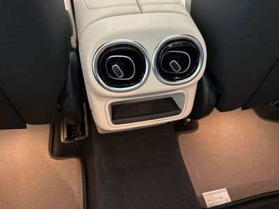 2026 Mercedes-Benz GLC — photo 21 view