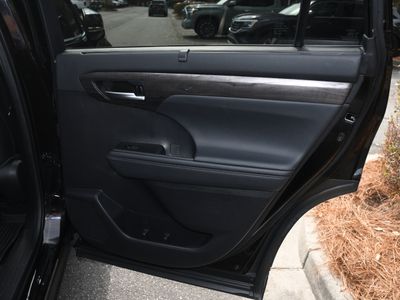 2021 Toyota Highlander Hybrid - Photo 30