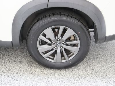 2022 Nissan Pathfinder FWD - Photo 10
