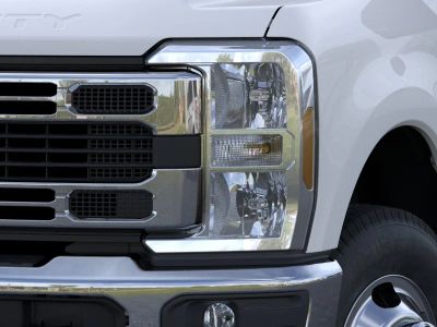2026 Ford Chassis Cab — photo 18 view