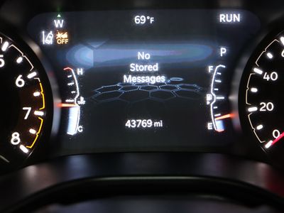 2024 Jeep Compass 4WD - Photo 38