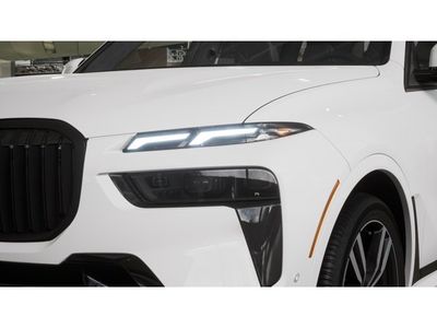 2026 BMW X7 - Photo 6