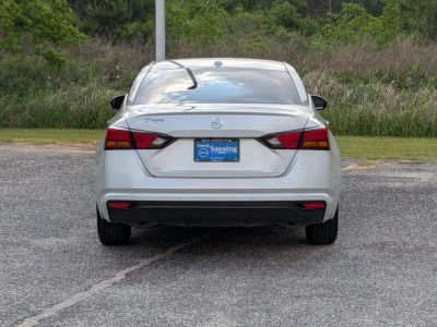 2022 Nissan Altima - Photo 4
