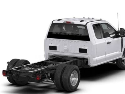 2026 Ford Chassis Cab — photo 10 view
