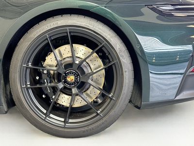 2026 Porsche 911 — photo 24 view