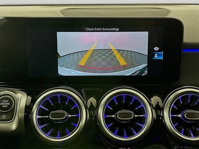 2023 Mercedes-Benz GLB — photo 10 view