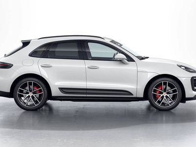 2026 Porsche Macan — engine compartment view