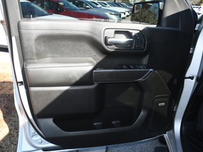 2019 Chevrolet Silverado 1500 — photo 9 view