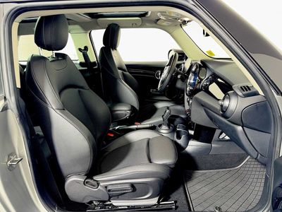 2024 MINI Hardtop 2 Door - Photo 23