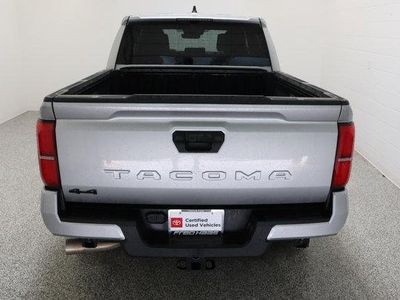 2025 Toyota Tacoma 4WD - Photo 8