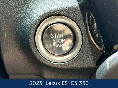 2023 Lexus ES - Photo 23