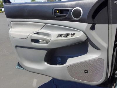 2010 Toyota Tacoma - Photo 23