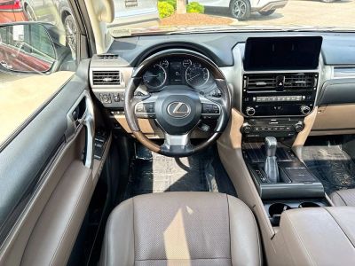 2022 Lexus GX - Photo 11