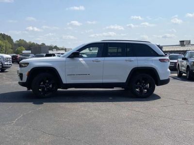 2023 Jeep Grand Cherokee - Photo 7