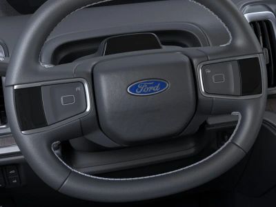2026 Ford Expedition — photo 12 view