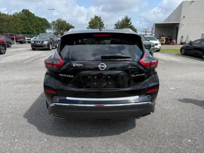 2020 Nissan Murano — interior view