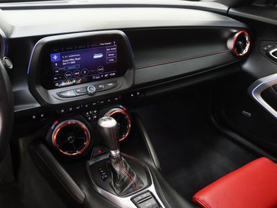 2023 Chevrolet Camaro RWD - Photo 17