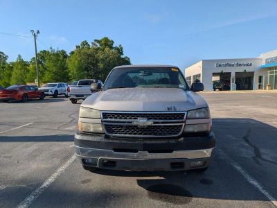 2005 Chevrolet Silverado 2500HD - Photo 4