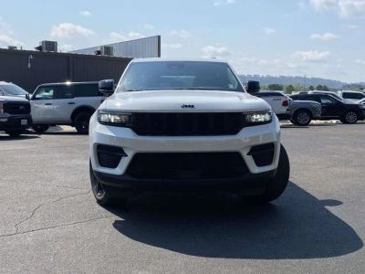 2023 Jeep Grand Cherokee - Photo 9
