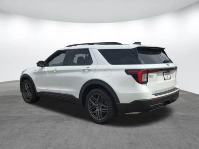 2026 Ford Explorer — photo 25 view