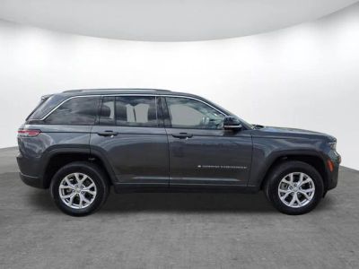 2022 Jeep Grand Cherokee - Photo 3
