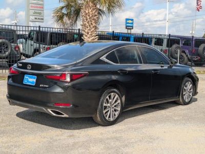 2023 Lexus ES - Photo 5
