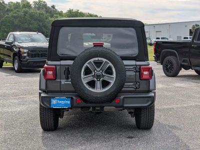 2021 Jeep Wrangler - Photo 4