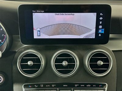 2022 Mercedes-Benz GLC — photo 12 view