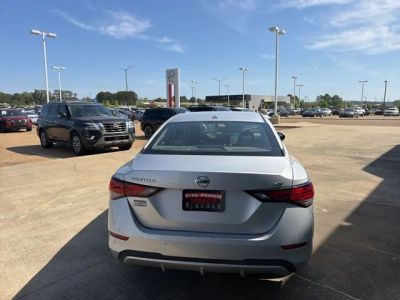 2022 Nissan Sentra - Photo 3