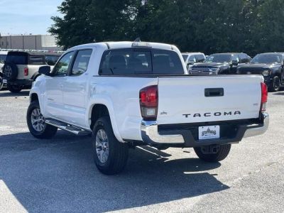 2019 Toyota Tacoma - Photo 4