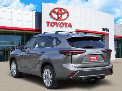 2026 Toyota Highlander Hybrid - Photo 3
