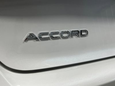 2026 Honda Accord Hybrid - Photo 9