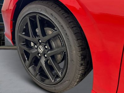 2026 Honda Civic Hatchback — photo 12 view