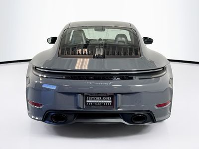 2025 Porsche 911 — photo 10 view