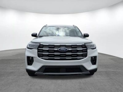 2025 Ford Explorer — side profile view