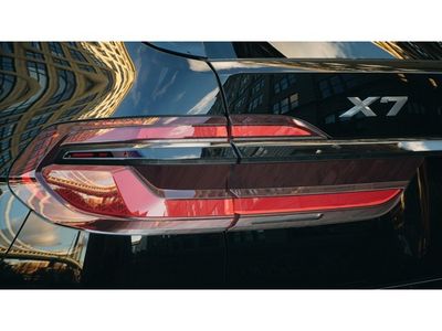 2026 BMW X7 - Photo 8
