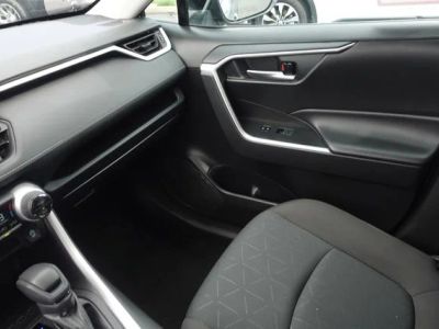 2024 Toyota RAV4 - Photo 25