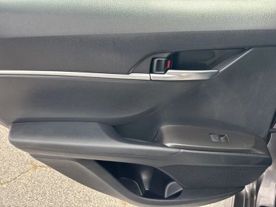 2023 Toyota Camry - Photo 19