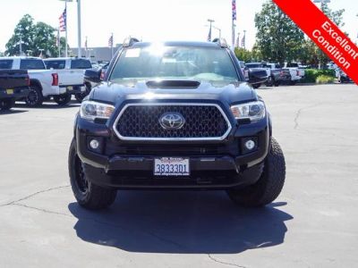 2018 Toyota Tacoma - Photo 3