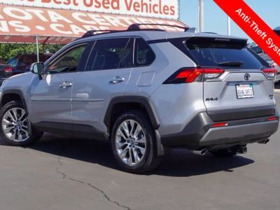 2019 Toyota RAV4 - Photo 11
