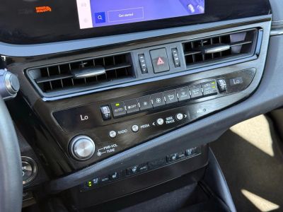2023 Lexus ES - Photo 33