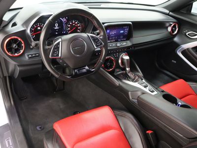 2023 Chevrolet Camaro RWD - Photo 14