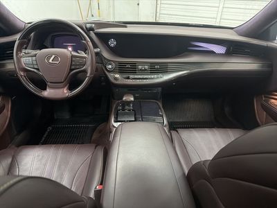 2018 Lexus LS - Photo 22