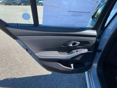 2026 BMW 3 Series - Photo 6
