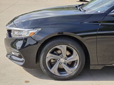 2018 Honda Accord - Photo 6
