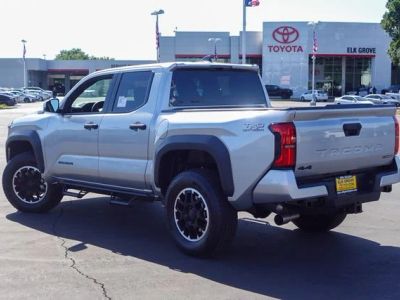 2026 Toyota Tacoma i-FORCE MAX - Photo 10