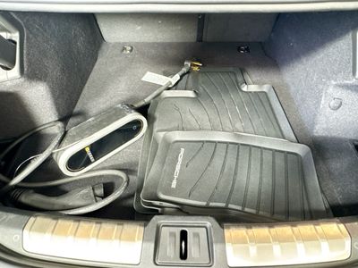 2020 Porsche Taycan — photo 22 view