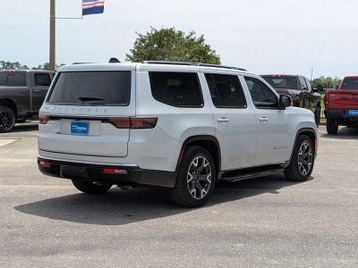 2024 Jeep Wagoneer - Photo 5