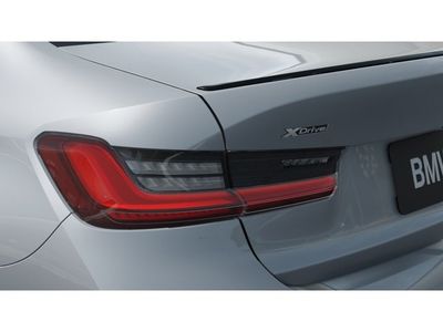 2026 BMW 3 Series - Photo 8