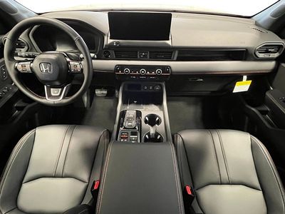 2026 Honda Pilot - Photo 17